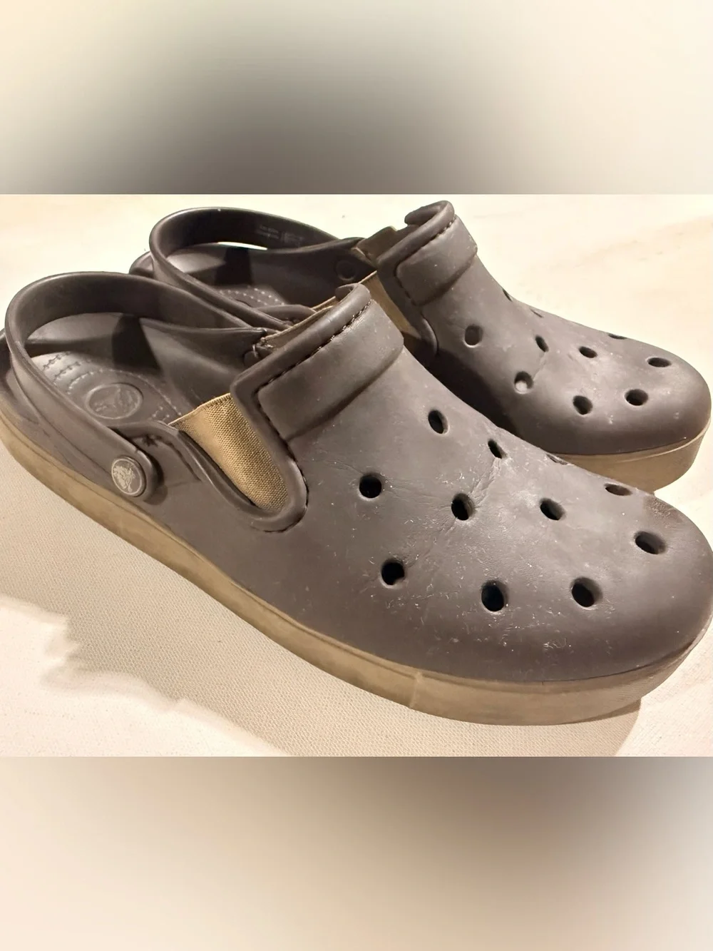CROCS Light Gray Slip-Resistant Foam Clog Sole